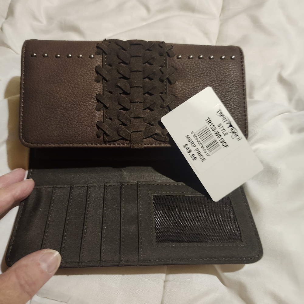 Trinity Brown Wallet with Zipper Pocket